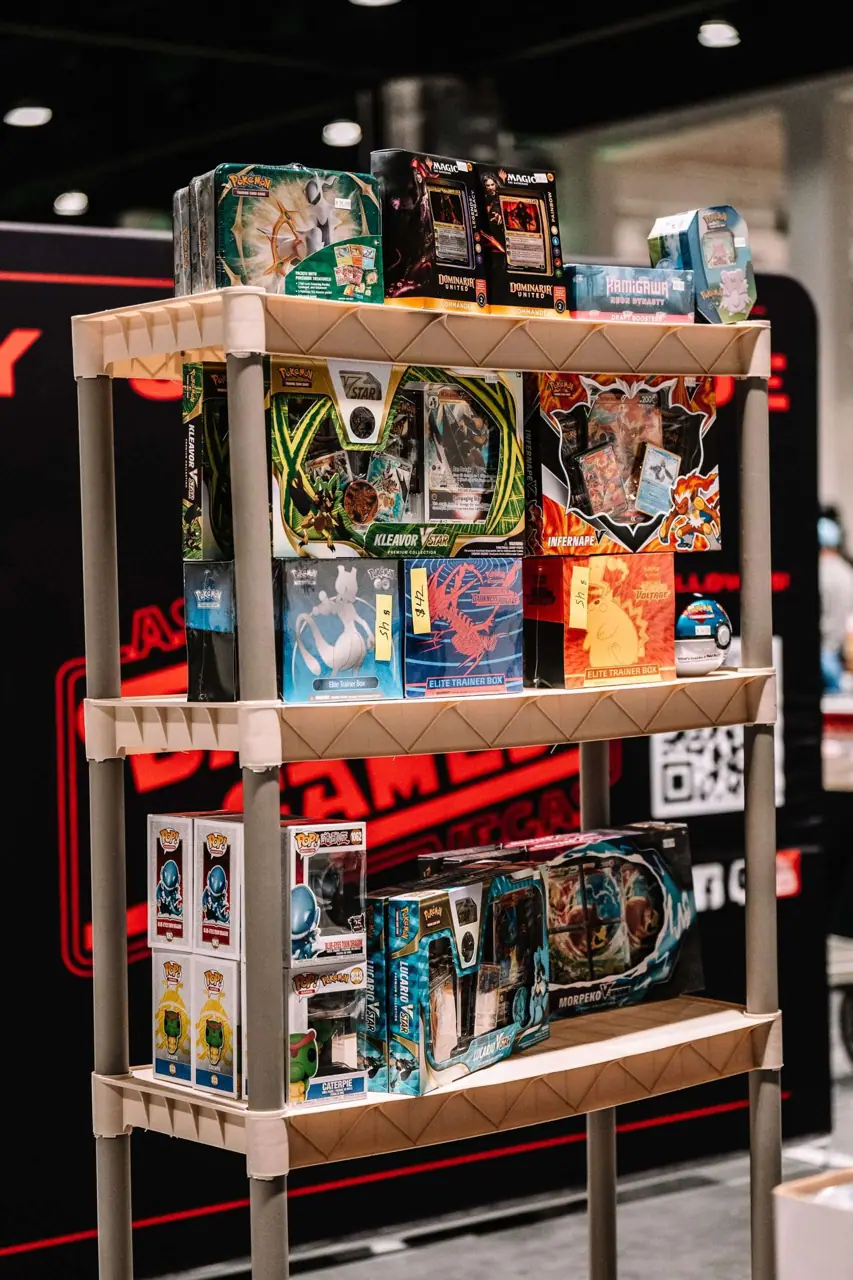Collectors and vendor tables at a past Las Vegas Card Show