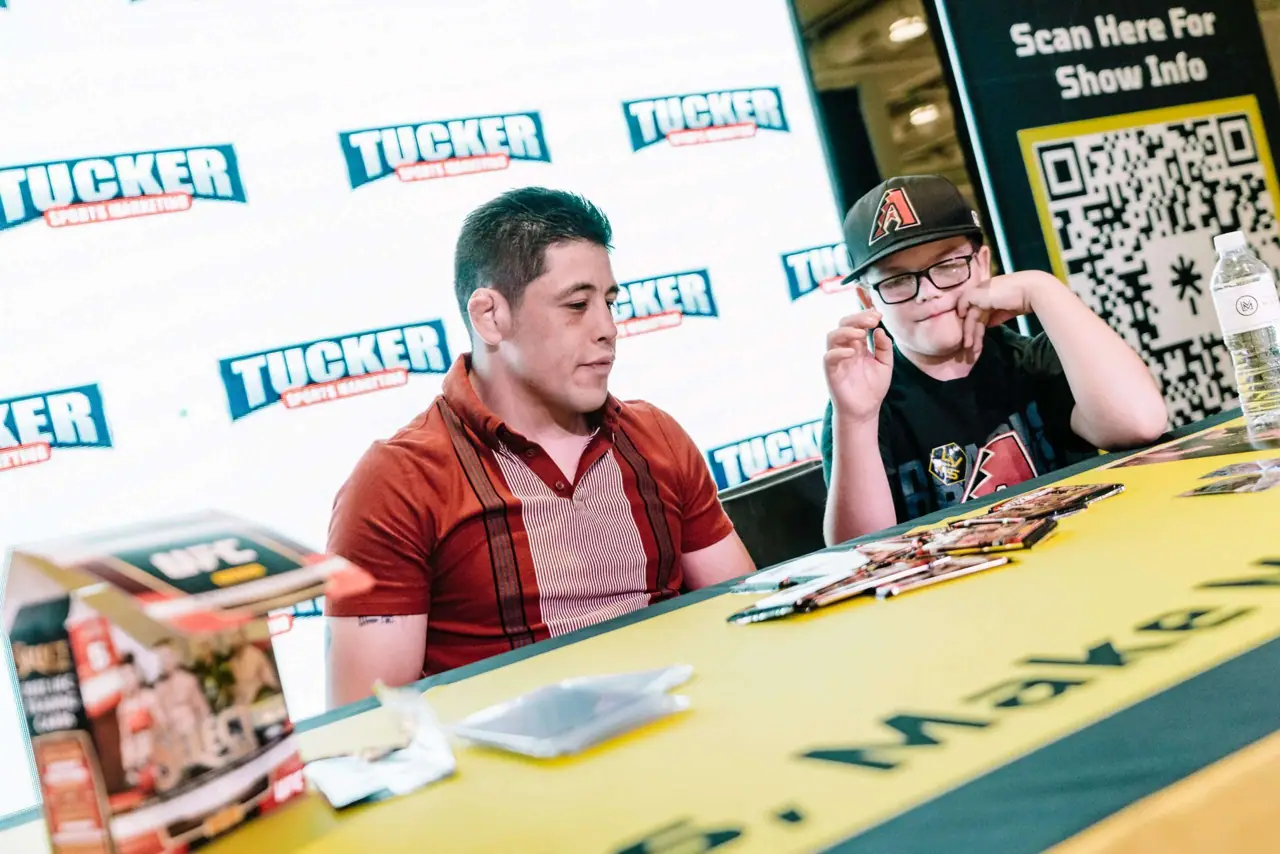 Collectors and vendor tables at a past Las Vegas Card Show